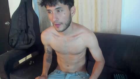 henrik_senn online show from October 6, 2025, 1:41 pm