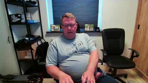 Snapshot of henrikrp1971 chatting on April 17, 2026, 5:27 pm henrikrp1971 online show from April 17, 2026, 5:27 pm