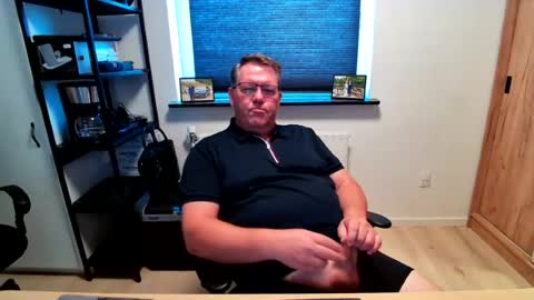 henrikrp1971 online show from July 22, 2026, 9:23 am