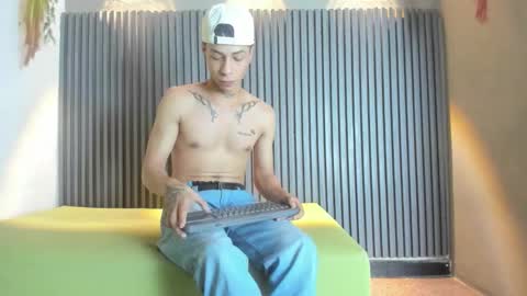 Henry online show from February 27, 2026, 7:36 pm