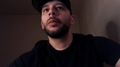 HenryAxe online show from November 5, 2025, 2:39 pm