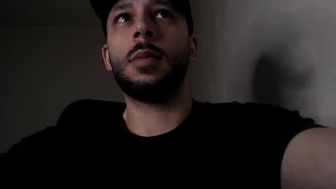 HenryAxe online show from April 15, 2026, 12:34 pm