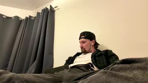 Snapshot of henryjackk chatting on March 8, 2026, 1:04 pm HenryJackk online show from March 8, 2026, 1:04 pm