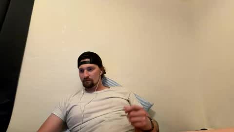 Snapshot of henryjackk chatting on March 9, 2026, 6:39 am HenryJackk online show from March 9, 2026, 6:39 am