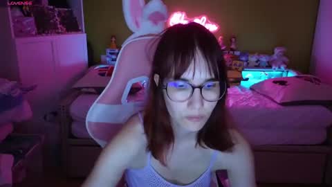 HeraLuna  online show from July 23, 2026, 8:51 pm
