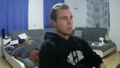 John Pearl online show from October 27, 2025, 8:57 pm