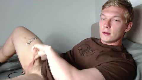 Snapshot of hercules__ chatting on November 8, 2025, 5:23 pm Gregblonde Alextattoo online show from November 8, 2025, 5:23 pm