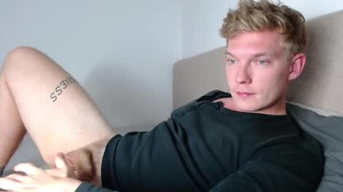 Gregblonde  Alextattoo online show from December 17, 2025, 4:57 pm