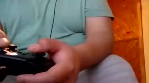 Snapshot of hereforbootyyy chatting on December 8, 2024, 6:17 pm Hereforbootyyyy online show from December 8, 2024, 6:17 pm