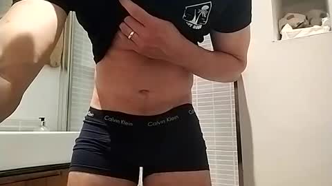 hereforus234 online show from April 12, 2026, 8:52 am