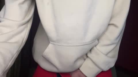 herewegoagain_xd online show from November 11, 2025, 8:20 pm