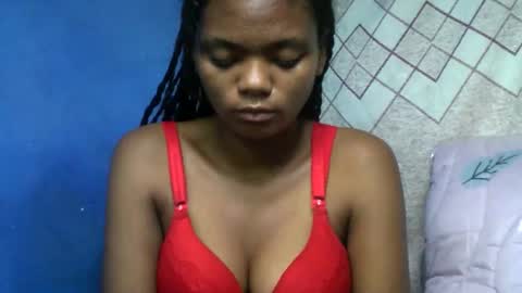 Snapshot of herisse01 chatting on May 4, 2026, 9:22 pm herisse01 online show from May 4, 2026, 9:22 pm