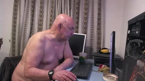 Snapshot of hermeneutika chatting on December 26, 2024, 8:07 am mature online show from December 26, 2024, 8:07 am