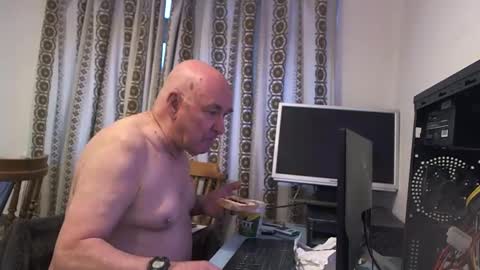 Snapshot of hermeneutika chatting on January 1, 2025, 9:07 am mature online show from January 1, 2025, 9:07 am