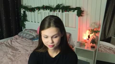 Nicole online show from February 28, 2026, 7:15 pm