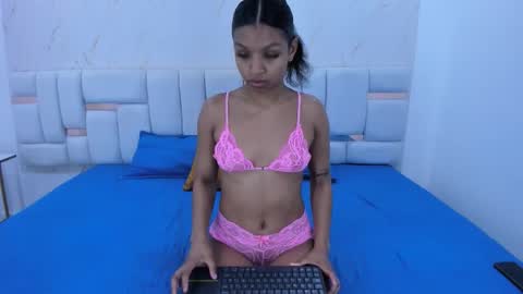 Snapshot of hermione_brown chatting on February 9, 2026, 7:07 pm hermione_brown online show from February 9, 2026, 7:07 pm