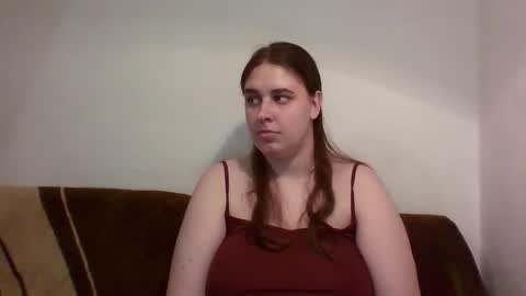 hess_luna_ online show from October 1, 2025, 10:21 am