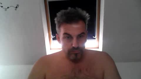 Snapshot of hessenboy_ffm chatting on May 13, 2026, 7:39 am hessenboy_ffm online show from May 13, 2026, 7:39 am
