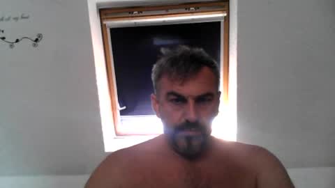 Snapshot of hessenboy_ffm chatting on June 25, 2026, 7:57 am hessenboy_ffm online show from June 25, 2026, 7:57 am