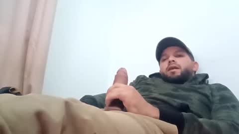 hetero_caliente89 online show from November 11, 2025, 10:54 pm