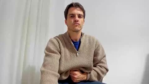 heterooli online show from November 7, 2025, 7:25 pm