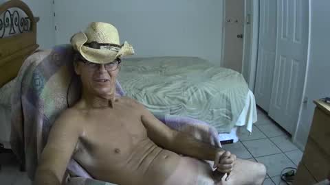 Snapshot of hewes1 chatting on February 23, 2025, 9:11 am hewes1 online show from February 23, 2025, 9:11 am