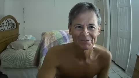 Snapshot of hewes1 chatting on September 16, 2025, 4:13 am hewes1 online show from September 16, 2025, 4:13 am