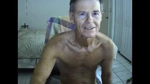 Snapshot of hewes1 chatting on November 13, 2025, 10:47 am hewes1 online show from November 13, 2025, 10:47 am