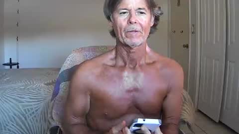 hewes1 online show from April 3, 2026, 10:41 pm