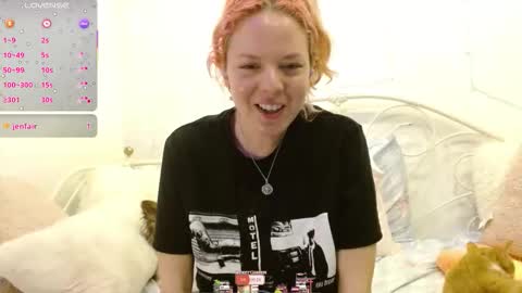 Snapshot of hexbunnie chatting on May 13, 2026, 2:53 am hexbunnie online show from May 13, 2026, 2:53 am
