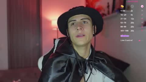 hey_cesard online show from October 31, 2025, 11:28 pm