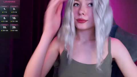  Nora  online show from December 9, 2024, 11:24 pm