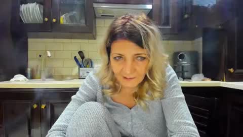 Snapshot of heyheygrey chatting on January 30, 2025, 4:55 pm Heyheygrey online show from January 30, 2025, 4:55 pm