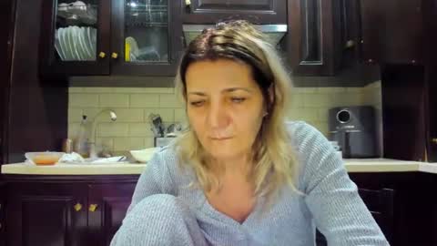 Snapshot of heyheygrey chatting on February 1, 2025, 2:37 am Heyheygrey online show from February 1, 2025, 2:37 am