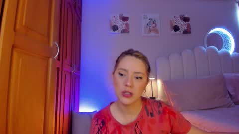 Martina Ricci Show schedule Monday to Friday 8am colombia time I work some weekends  online show from January 12, 2026, 2:33 pm