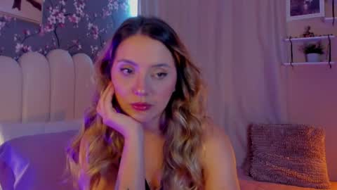 Snapshot of heymartina chatting on July 3, 2026, 2:23 pm Martina Ricci Show schedule Monday to Friday 8am colombia time I work some weekends online show from July 3, 2026, 2:23 pm