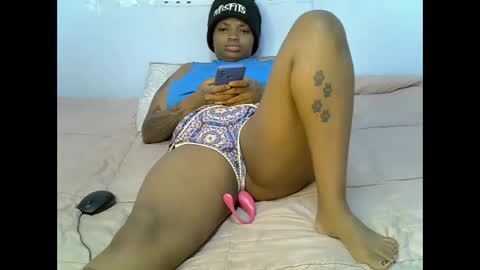 heyybanan online show from February 21, 2025, 9:13 am