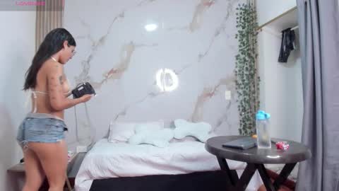 heyyo1808 online show from October 5, 2025, 11:13 pm