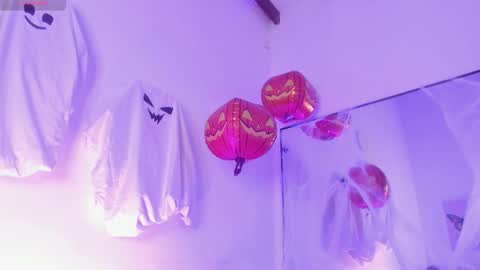 heyyo1808 online show from October 21, 2025, 11:16 pm