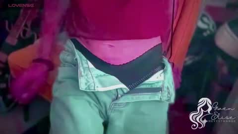 Snapshot of heyyythanks chatting on November 11, 2025, 12:21 am Gwen Elise online show from November 11, 2025, 12:21 am