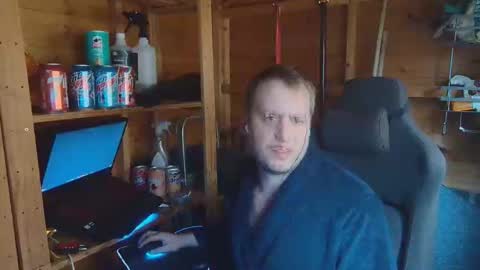 Snapshot of hharveyden chatting on February 5, 2026, 10:20 am H Dawg online show from February 5, 2026, 10:20 am