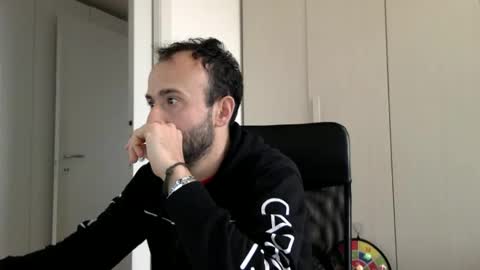 hhombre online show from March 2, 2026, 1:07 pm