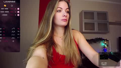 Snapshot of hi_bye_ chatting on January 7, 2025, 7:20 am Lina online show from January 7, 2025, 7:20 am
