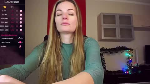 Snapshot of hi_bye_ chatting on January 26, 2025, 11:50 am Lina online show from January 26, 2025, 11:50 am