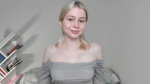 Snapshot of hi_popsy chatting on September 12, 2025, 1:17 am Popsy Risha online show from September 12, 2025, 1:17 am