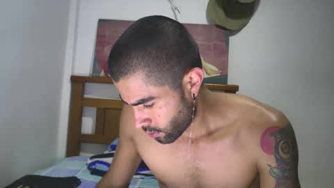 hideonbush online show from September 22, 2025, 11:34 am