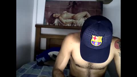 hideonbush online show from November 1, 2025, 1:51 am