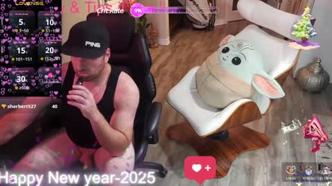 Snapshot of highclass92i chatting on January 11, 2025, 8:33 am High4This online show from January 11, 2025, 8:33 am