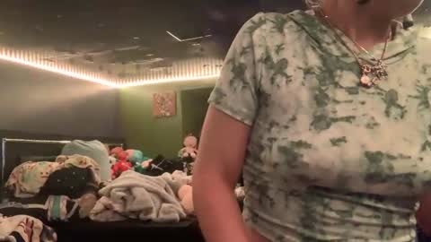 Snapshot of highnesscanna chatting on November 1, 2025, 9:44 am HiGHNESS CANNA online show from November 1, 2025, 9:44 am