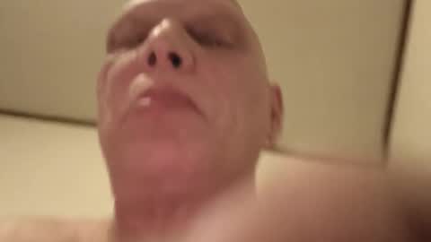 hightymz420 online show from October 23, 2025, 10:14 am